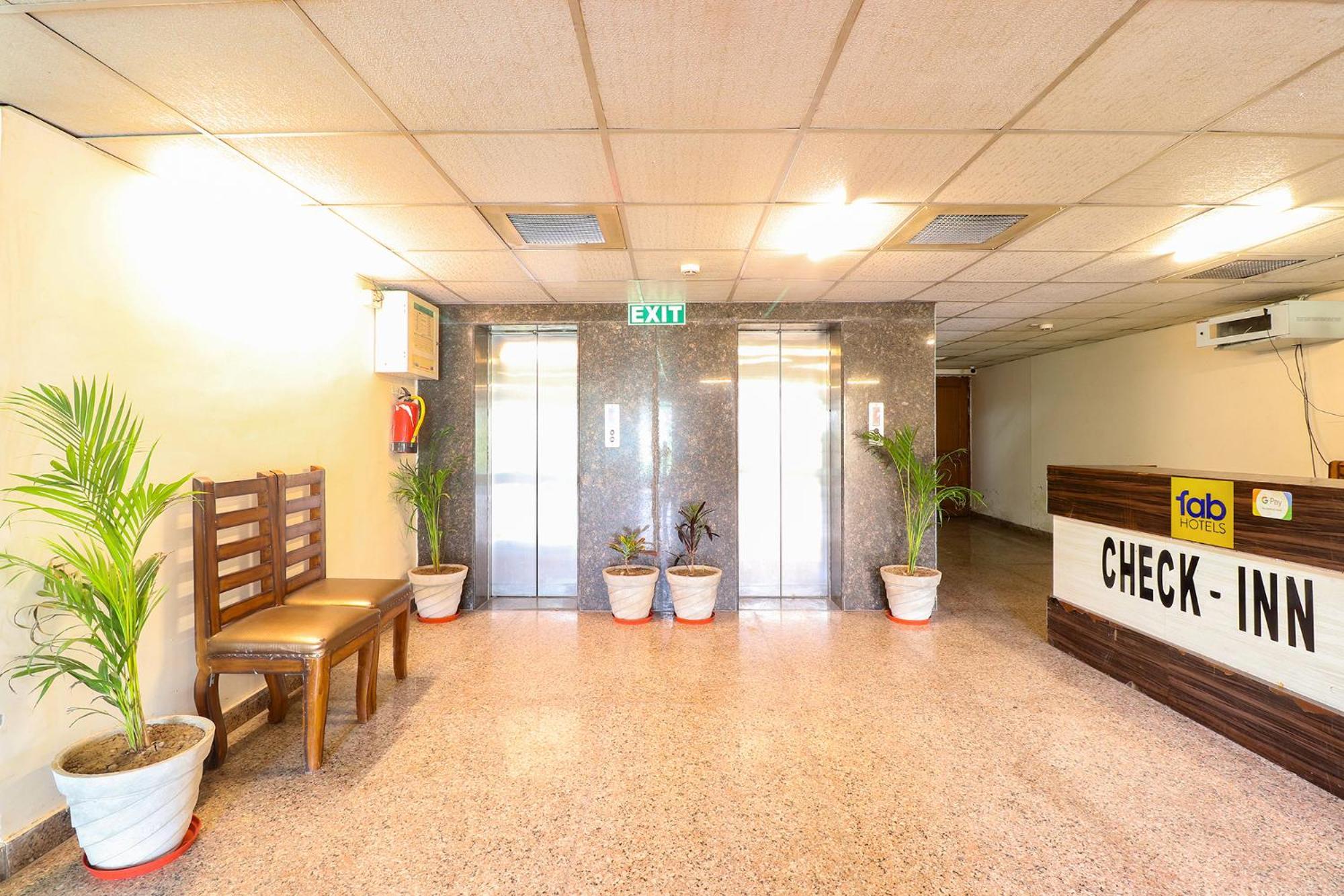 Fabhotel Avyay Dehradun Buitenkant foto